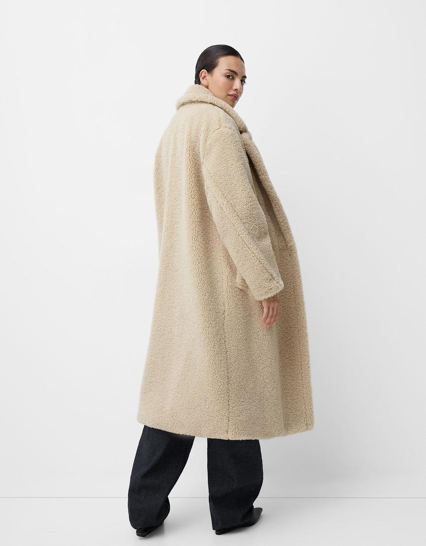 Women's Oversized Teddy Fur Winter Coat with Lapel and Button Front