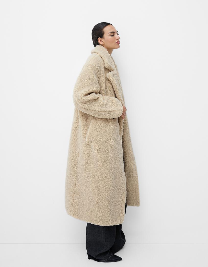 Women's Oversized Teddy Fur Winter Coat with Lapel and Button Front