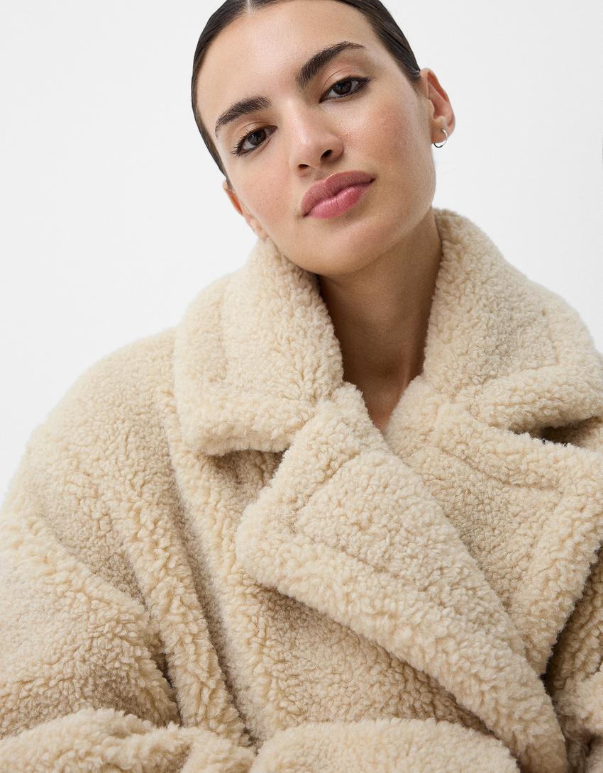 Women's Oversized Teddy Fur Winter Coat with Lapel and Button Front