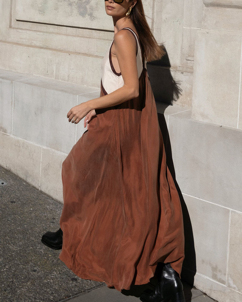 Women’s Sleeveless Contrast V Neck Flowy Maxi Dress