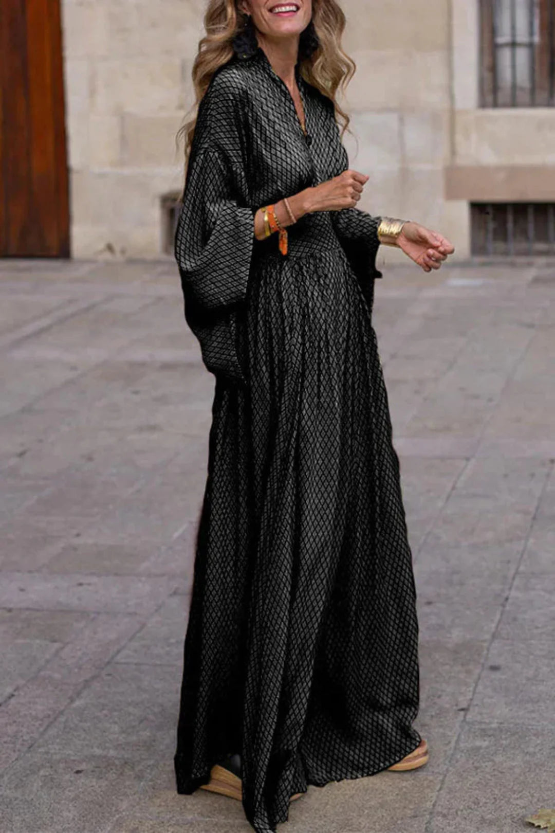 Women's Geometric Print Maxi Dress with Long Sleeves and V-Neck