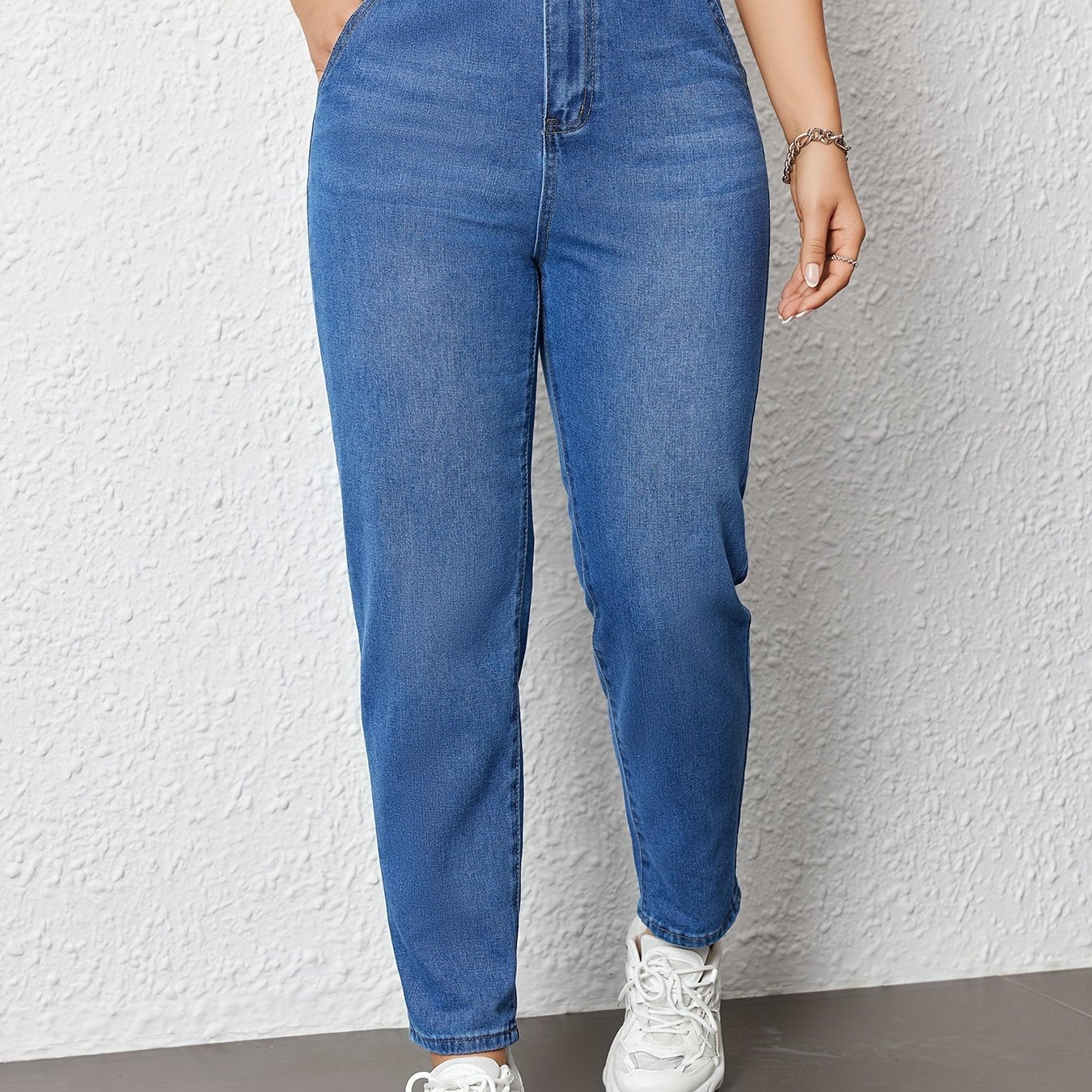 Relaxed High-Waist Jeans for Women