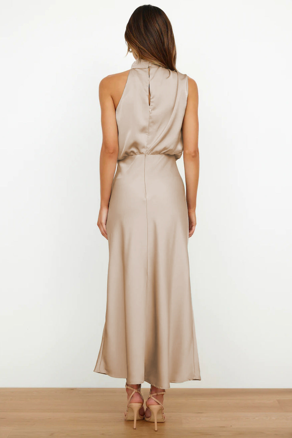 Women's Elegant Halter Neck Maxi Dress