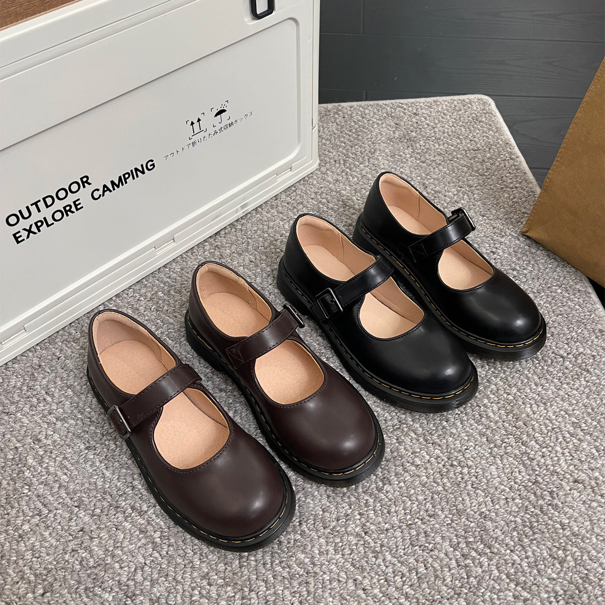 Women's Retro Buckled Mary Jane Shoes with Low Heel Design