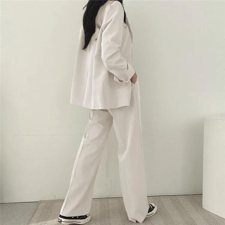 Women’s Tailored Two Piece Suit Set with Long Blazer and Straight-Leg Trousers