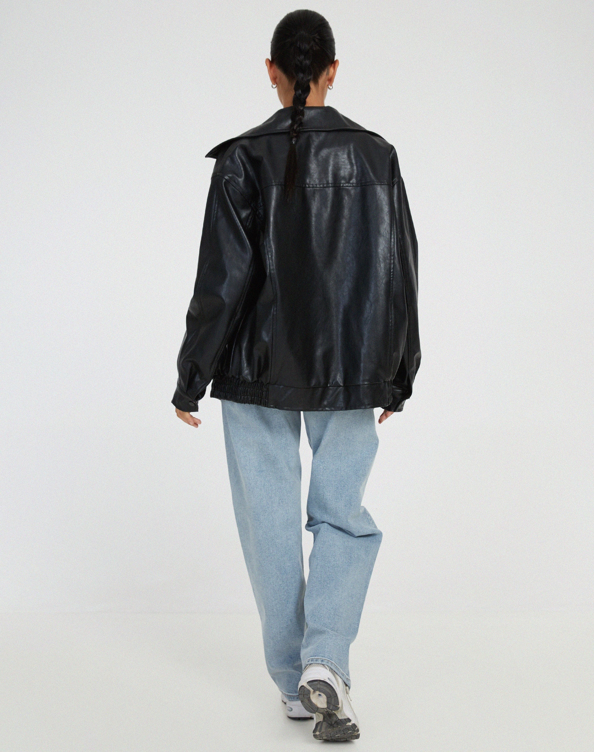 Women's Zip-Up Leather Jacket with Relaxed Fit and High Collar