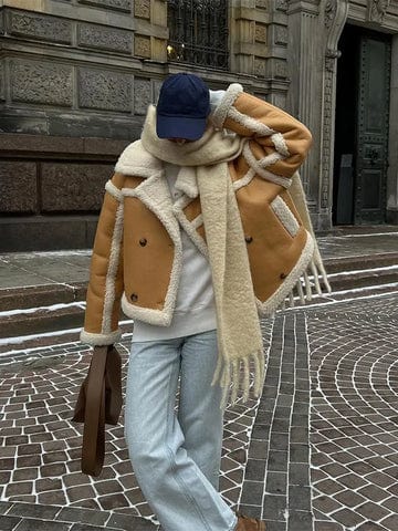 Women's Short Oversized Winter Jacket with Contrast Trim Design