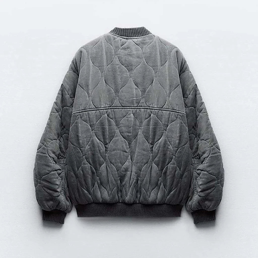Women's Oversized Quilted Bomber Jacket with Snap Buttons and Pockets