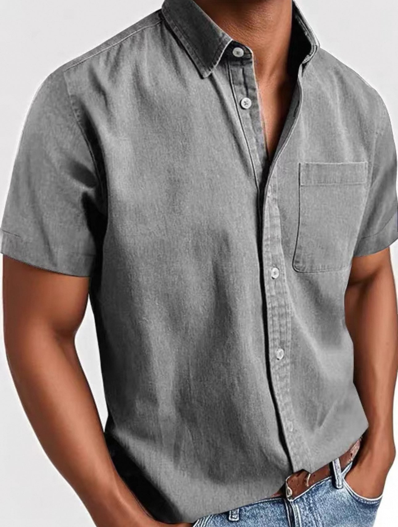 Men's Short Sleeve Button-Down Shirt with Chest Pocket and Classic Fit