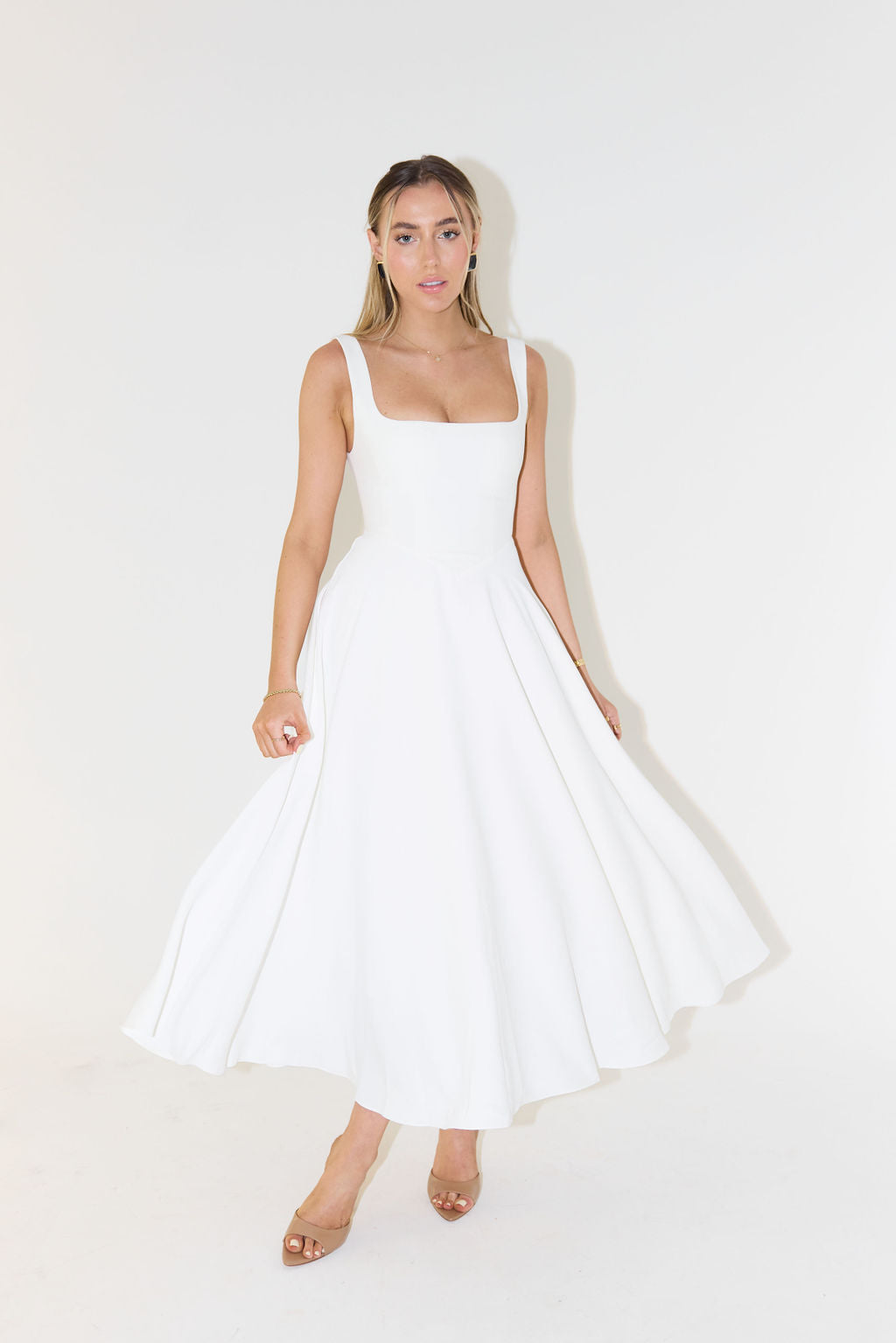 Women's Sleeveless Square Neck Midi Dress with A-Line Silhouette