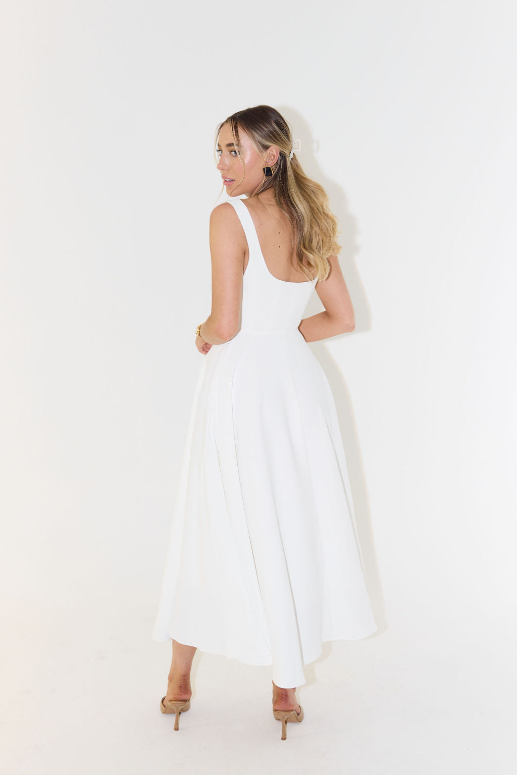 Women's Sleeveless Square Neck Midi Dress with A-Line Silhouette