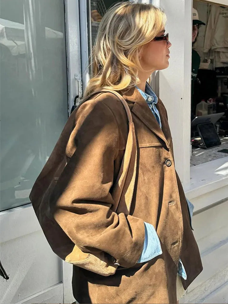 Women's Button-Up Winter Jacket with Oversized Fit and Pockets