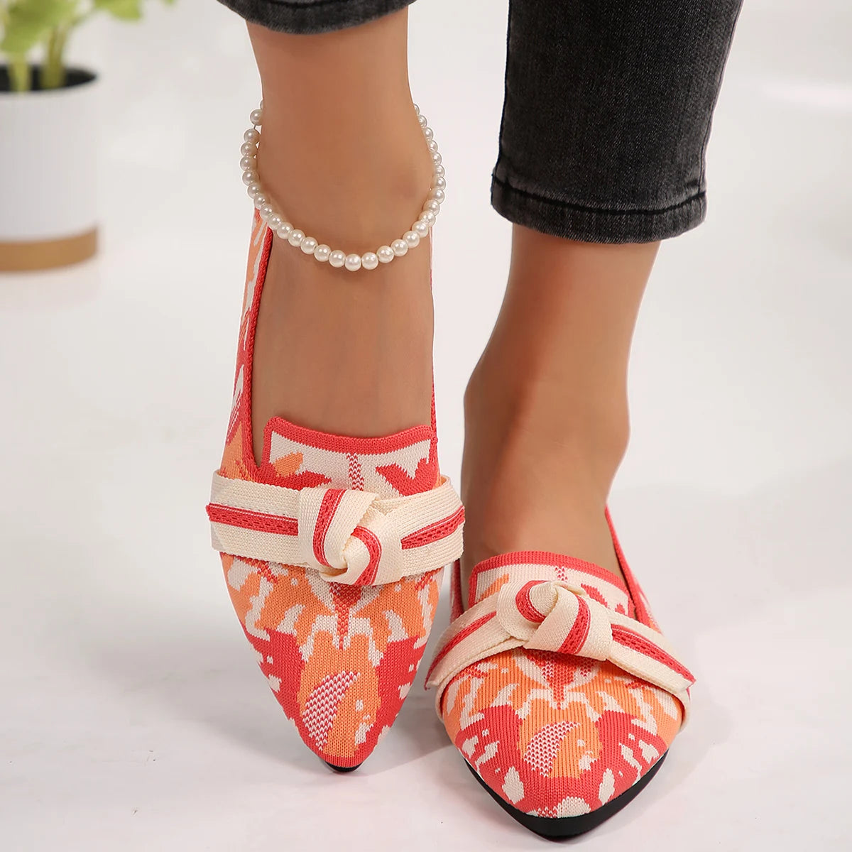 Women's Slip-On Pointed Toe Ballet Flats Shoes with Bow Detail