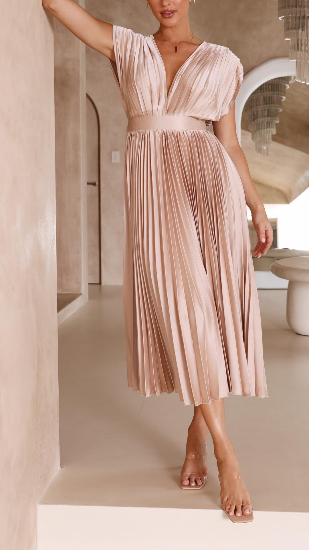 Women's Pleated V-Neck Maxi Dress