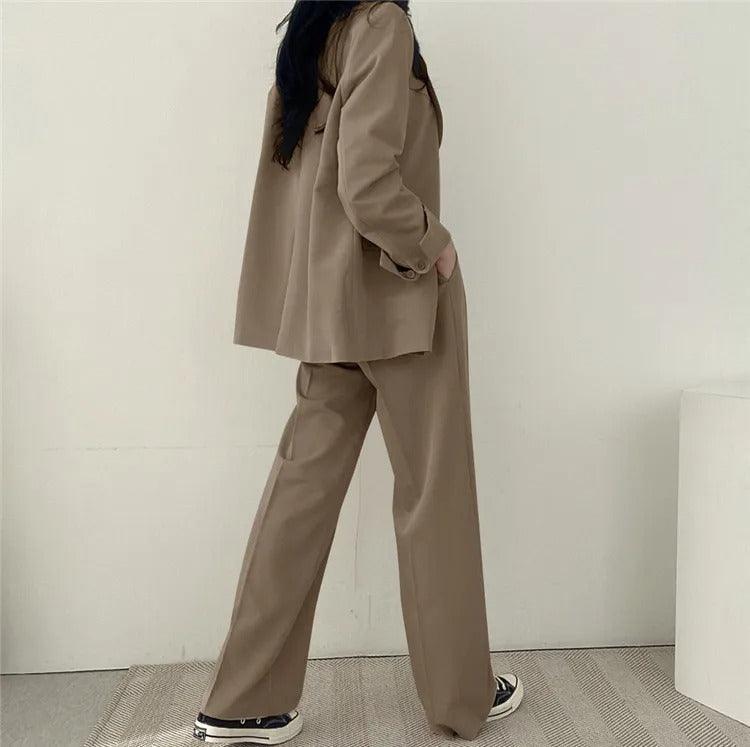 Women’s Tailored Two Piece Suit Set with Long Blazer and Straight-Leg Trousers