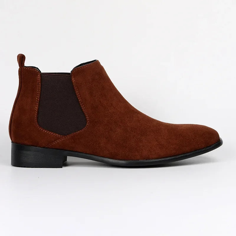 Men’s Chelsea Boots with Pointed Toe and Sleek Slip-On Design