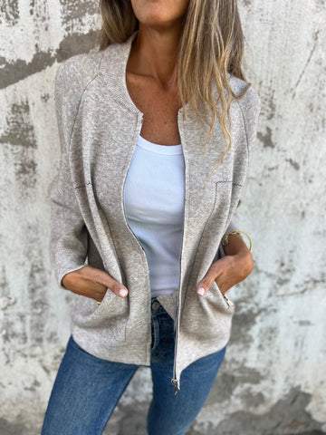 Women's Zip Front Casual Jacket with Round Neck and Side Pockets