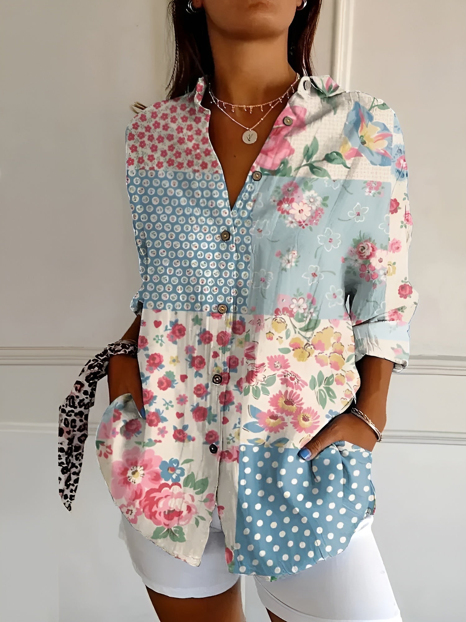 Women's Floral Button-Up Blouse with Long Sleeves and Relaxed Fit
