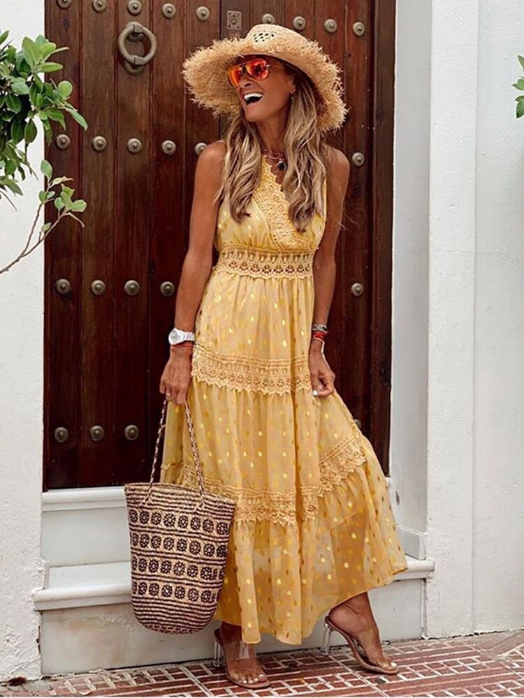 Women's Boho Maxi Dress with Tiered Skirt and Lace Trim