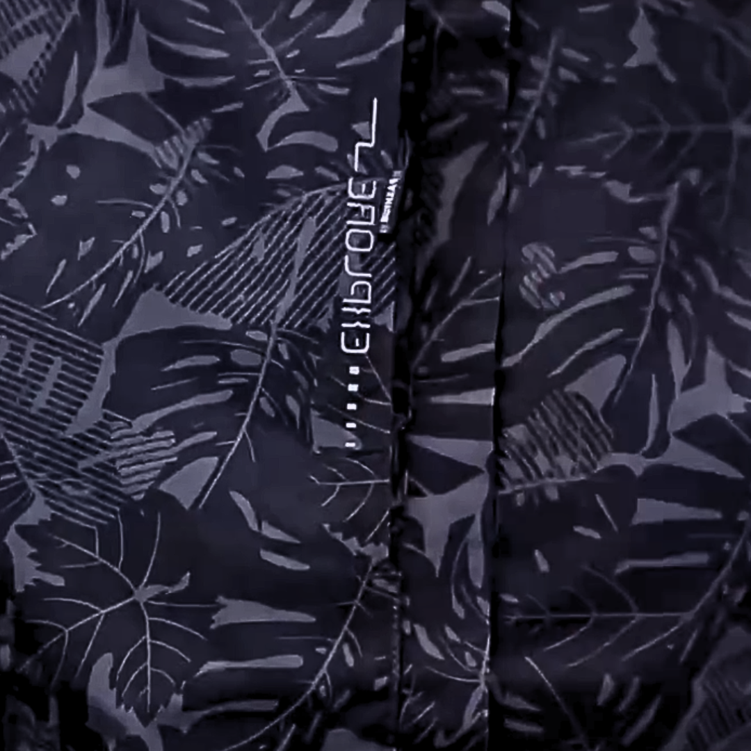 Women's Waterproof Rain Jacket with Hood and Zip Pockets
