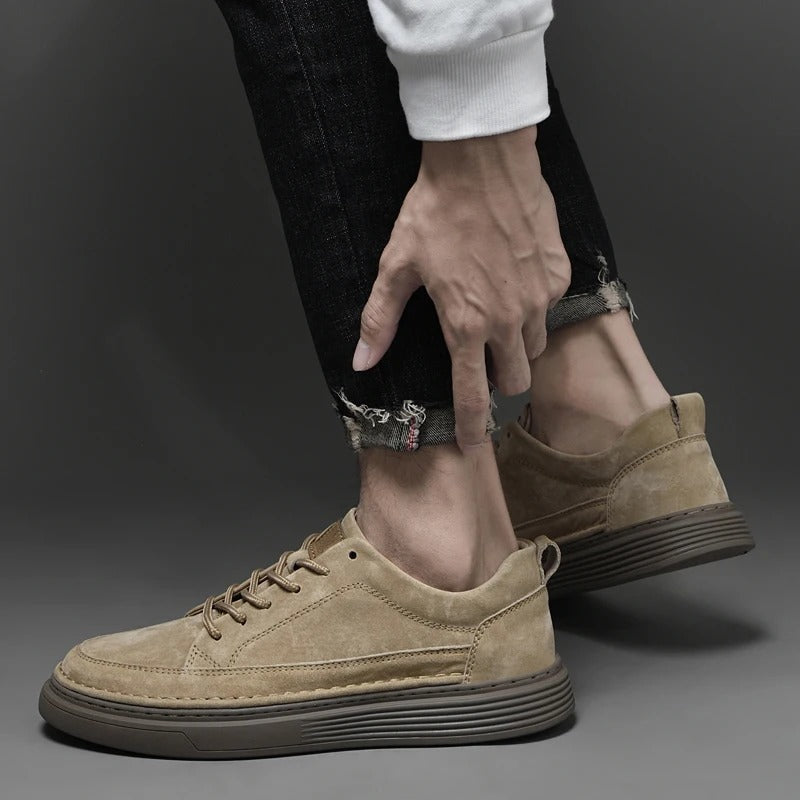 Men’s Casual Lace-Up Sneakers with Contrast Sole and Raised Stitching