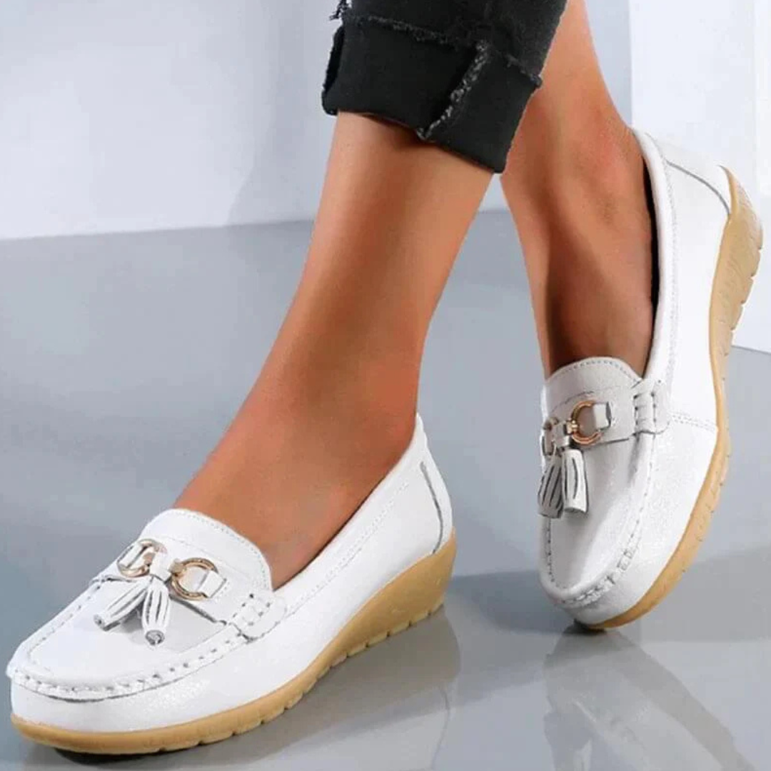 Women's Slip-On Shoes with Tassel Detail and Cushioned Sole