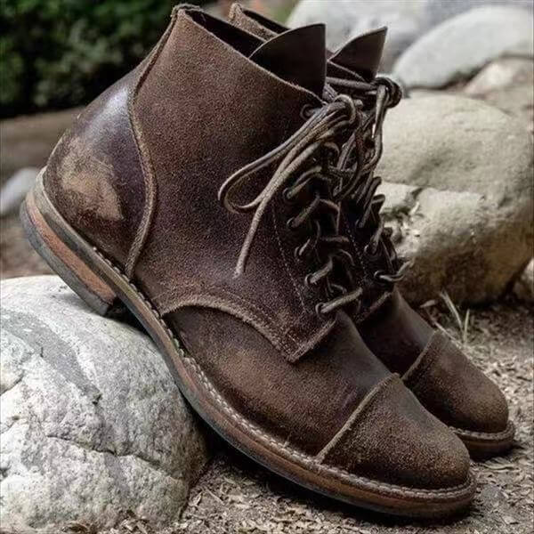 Men’s Lace-Up Work Boots with Durable Sole and Classic Ankle Design