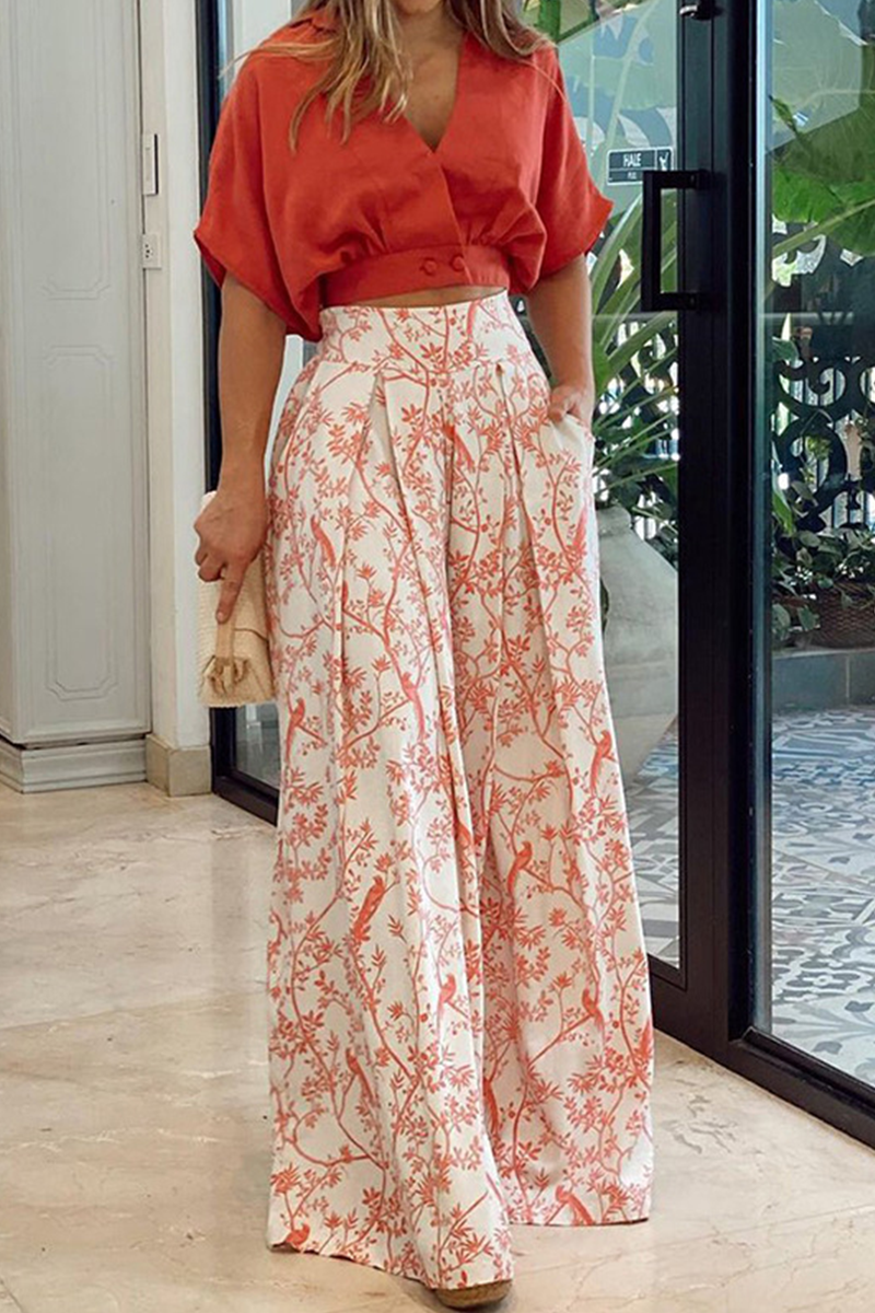 Women's Elegant Two-Piece Set with Cropped Top and Wide-Leg Trousers