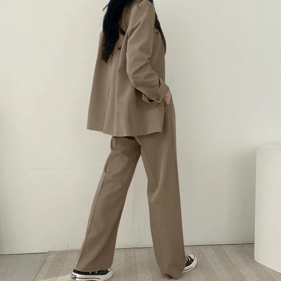 Women's 2-Piece Suit Set with Blazer and High-Waisted Trousers