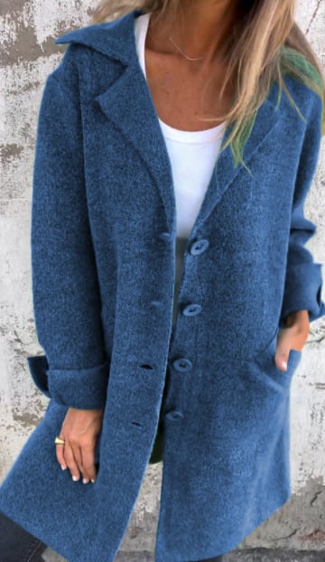 Women's wool coat with lapels