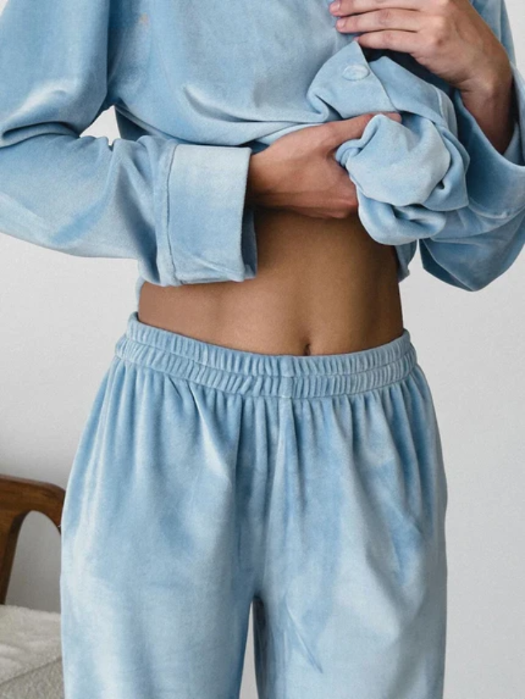 Women's 2-Piece Pyjama Set with Button-Up Shirt and Trousers