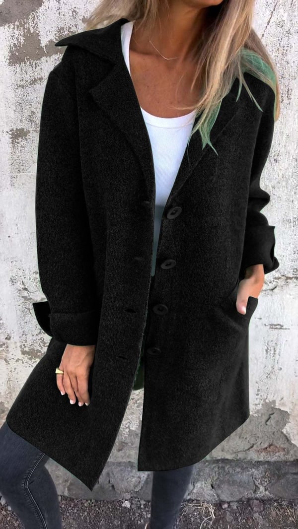 Women's wool coat with lapels