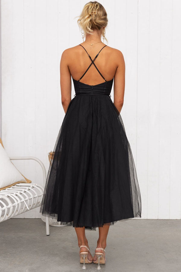 Women's Elegant Maxi Dress with V-Neck and Flowing Silhouette