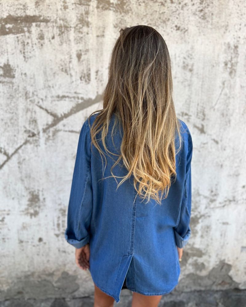 Women's Oversized Button-Up Jacket with Lapel Collar and Pockets