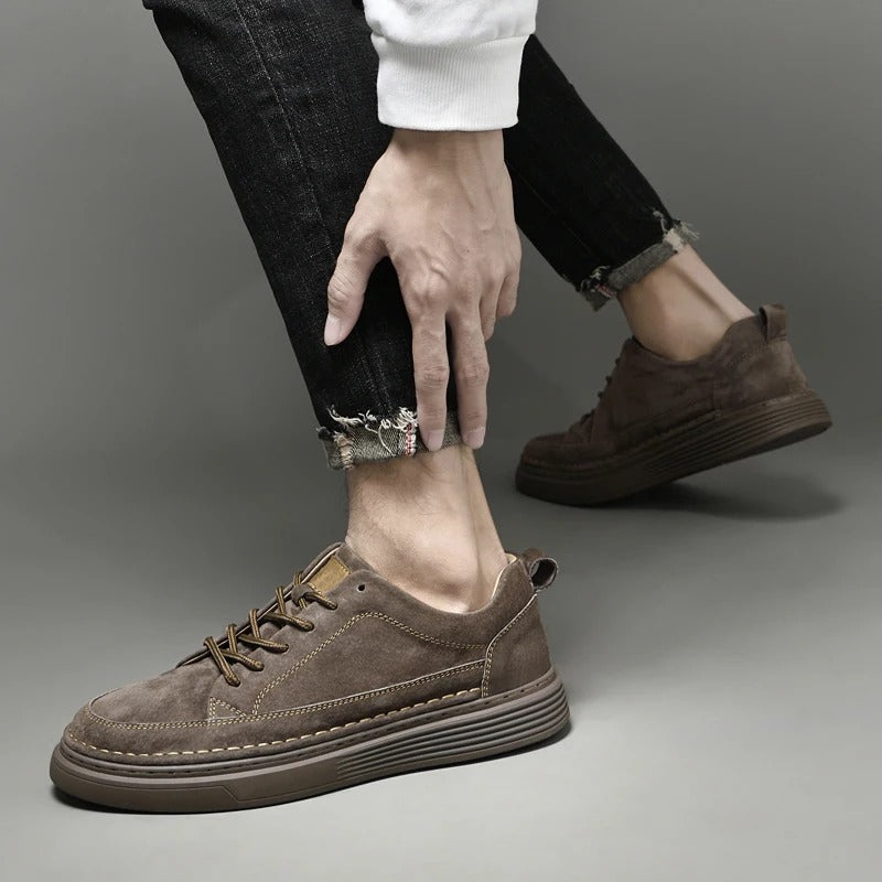 Men’s Casual Lace-Up Sneakers with Contrast Sole and Raised Stitching