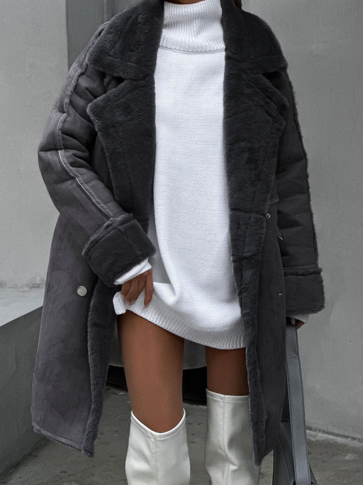 Women's Plus Size Fur Winter Coat with Lapel Collar and Snap Front