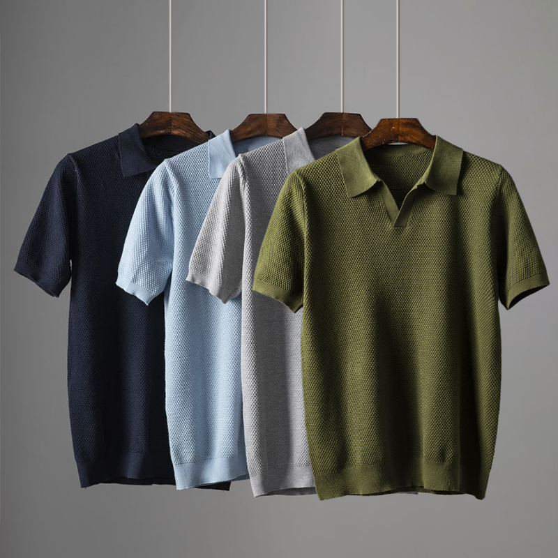 Men's V-neck polo shirt with short sleeves