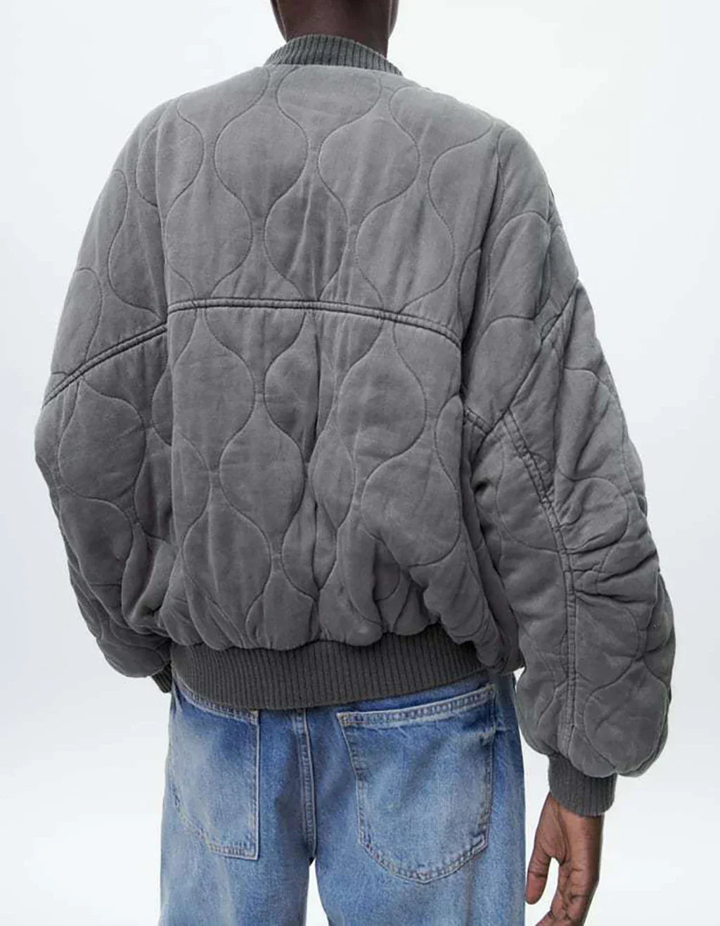 Women's Oversized Quilted Bomber Jacket with Snap Buttons and Pockets