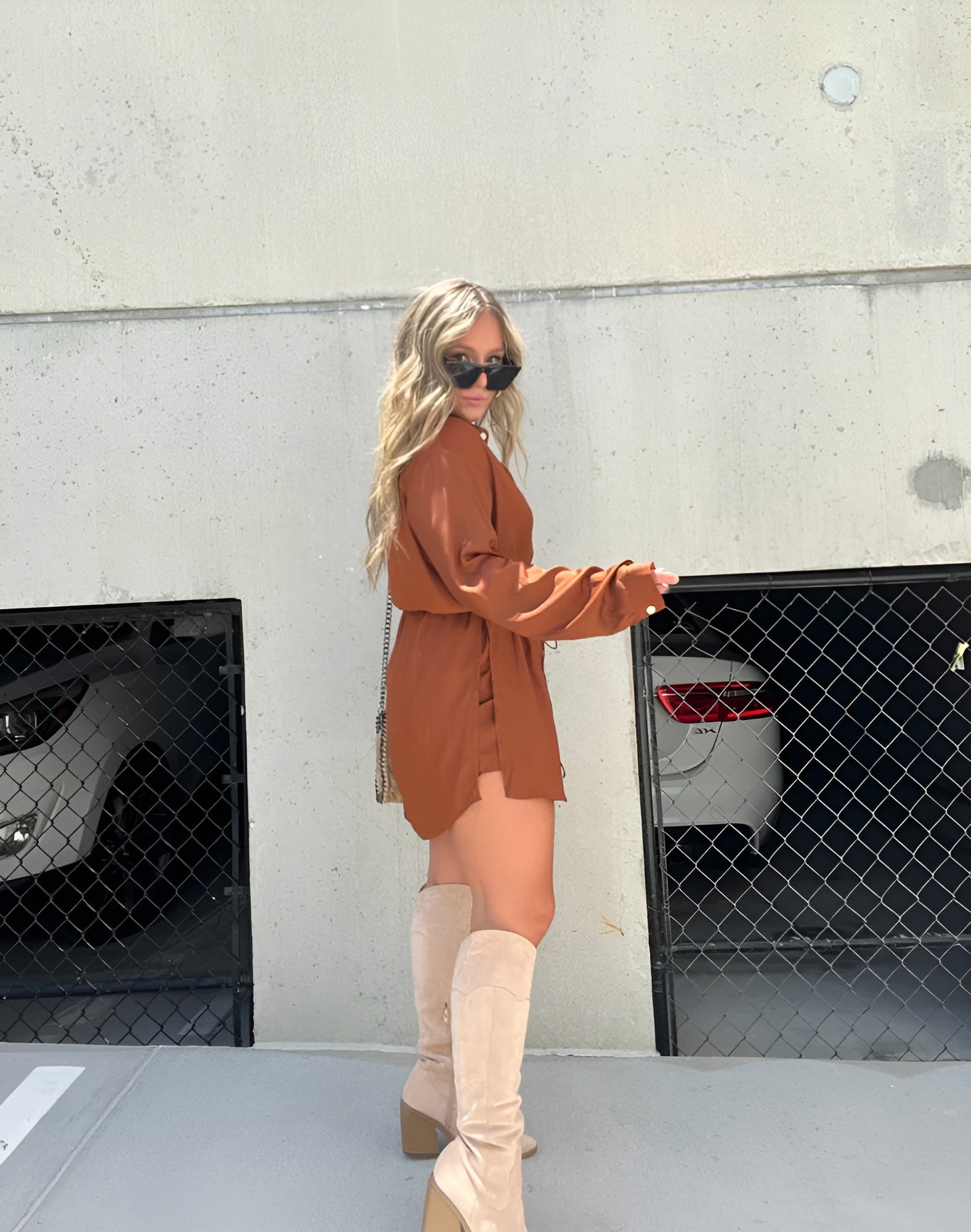 Women's Button-Down Mini Dress with Tie Waist and Long Sleeves