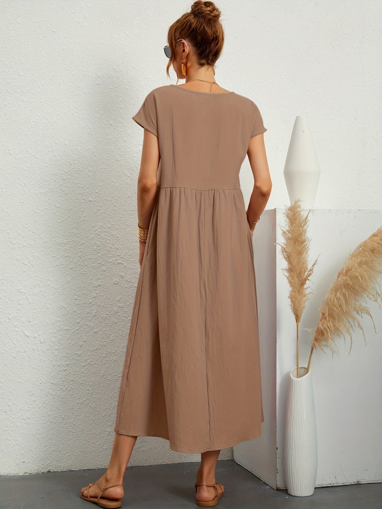 Summer Midi Dress for Women with Short Sleeves and Flowy Silhouette