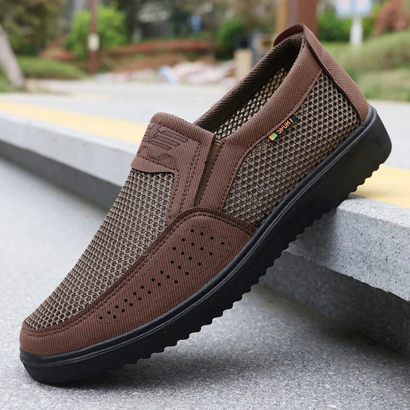 Men's Slip-On Mesh Loafers with Textured Sole and Elastic Insets
