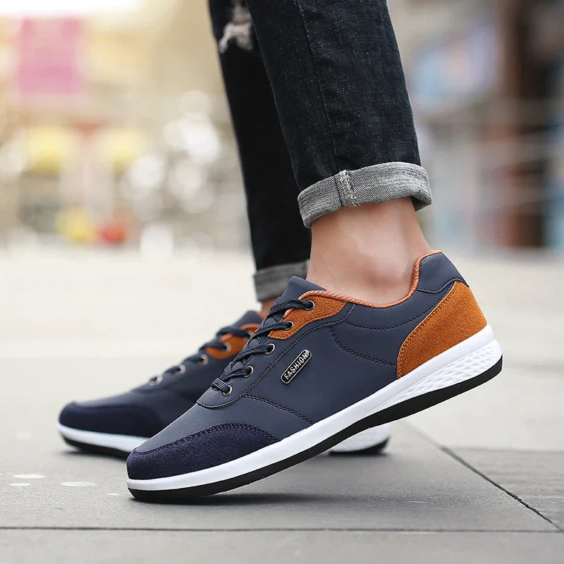 Men's Casual Lace-Up Shoes with Contrast Panel Detailing