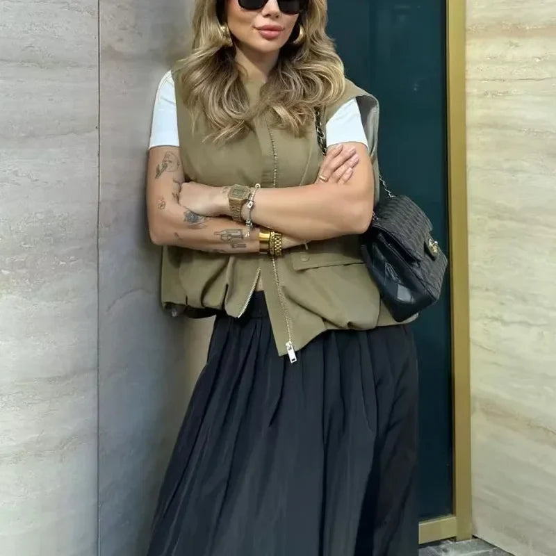 Women's Sleeveless Zip-Up Vest Jacket with Pleated Hem