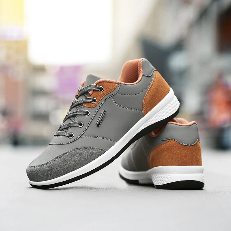 Men's Casual Lace-Up Shoes with Contrast Panel Detailing