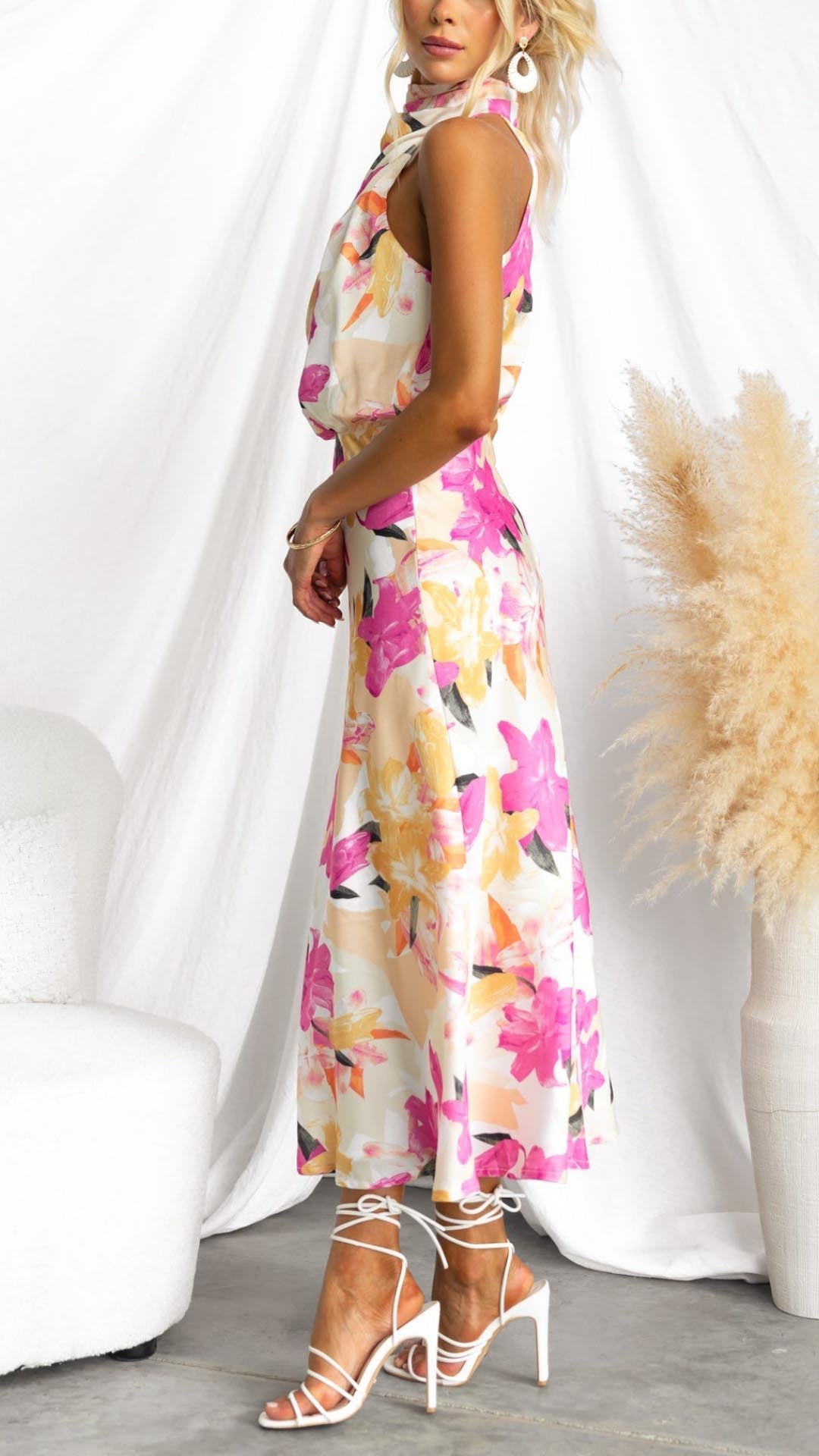 Women's Halter Neck Floral Maxi Dress with Sleek Silhouette Design