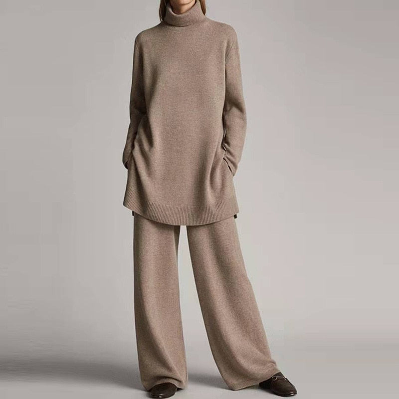 Women's 2-Piece Turtleneck Loungewear Set with Wide-Leg Pants