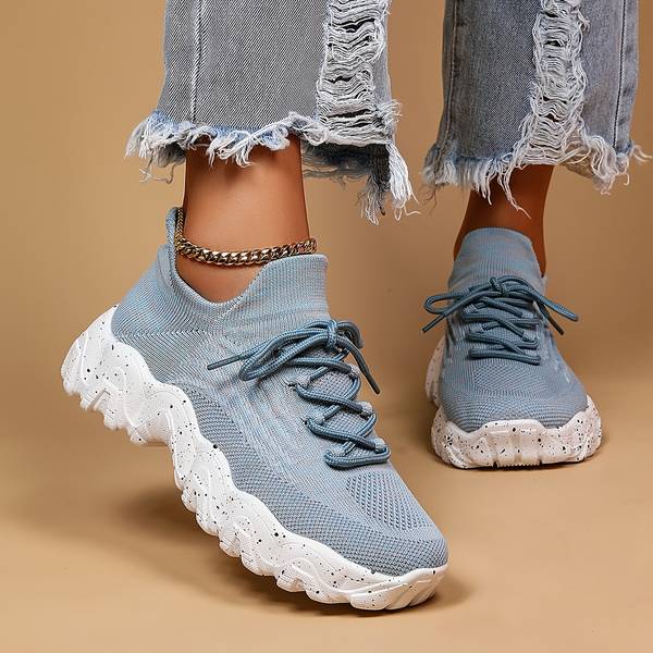 Women's Lightweight Sneakers for Comfort and Style
