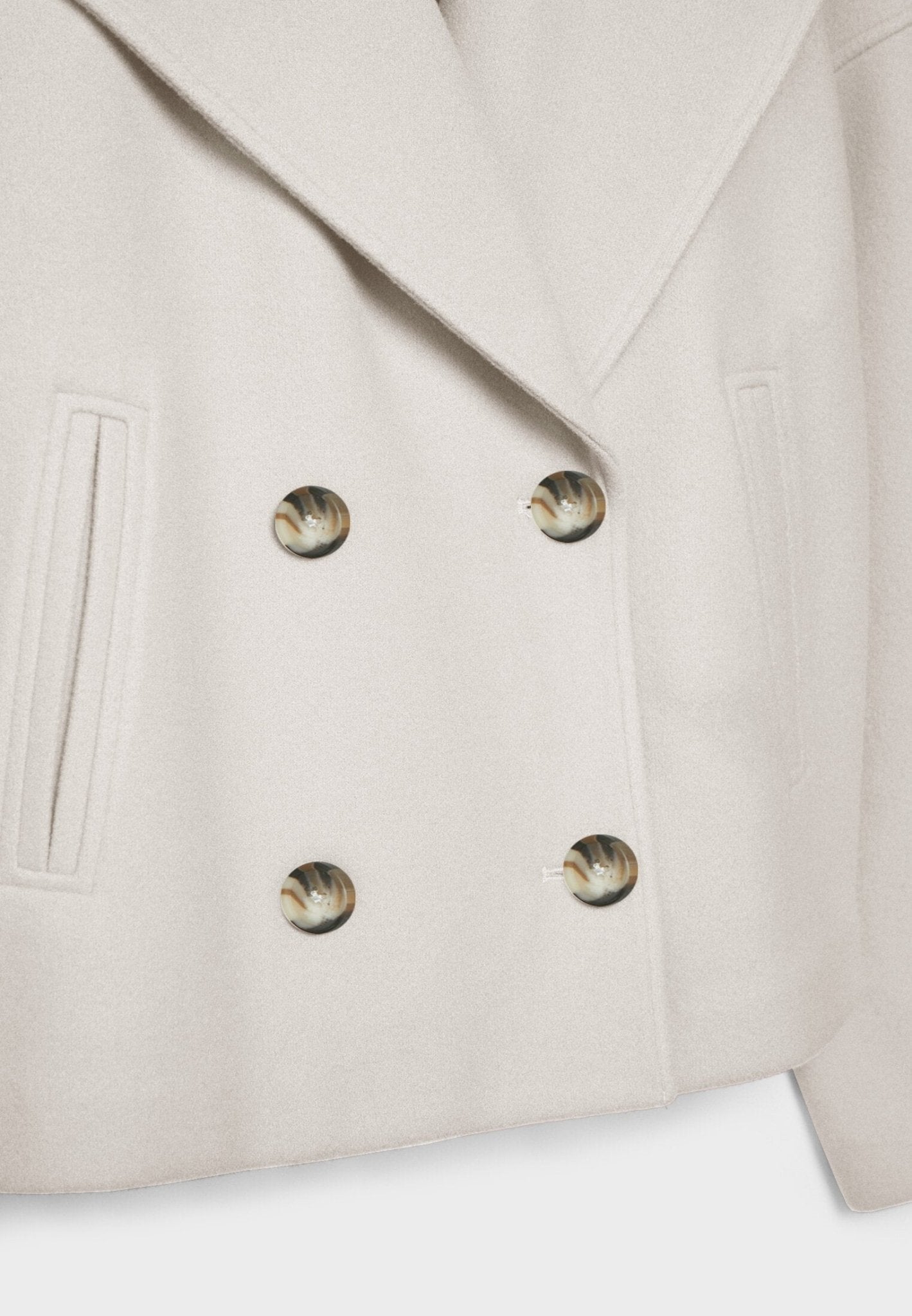 Women's Short Double-Breasted Winter Jacket with Wide Lapels