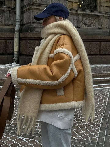 Women's Short Oversized Winter Jacket with Contrast Trim Design